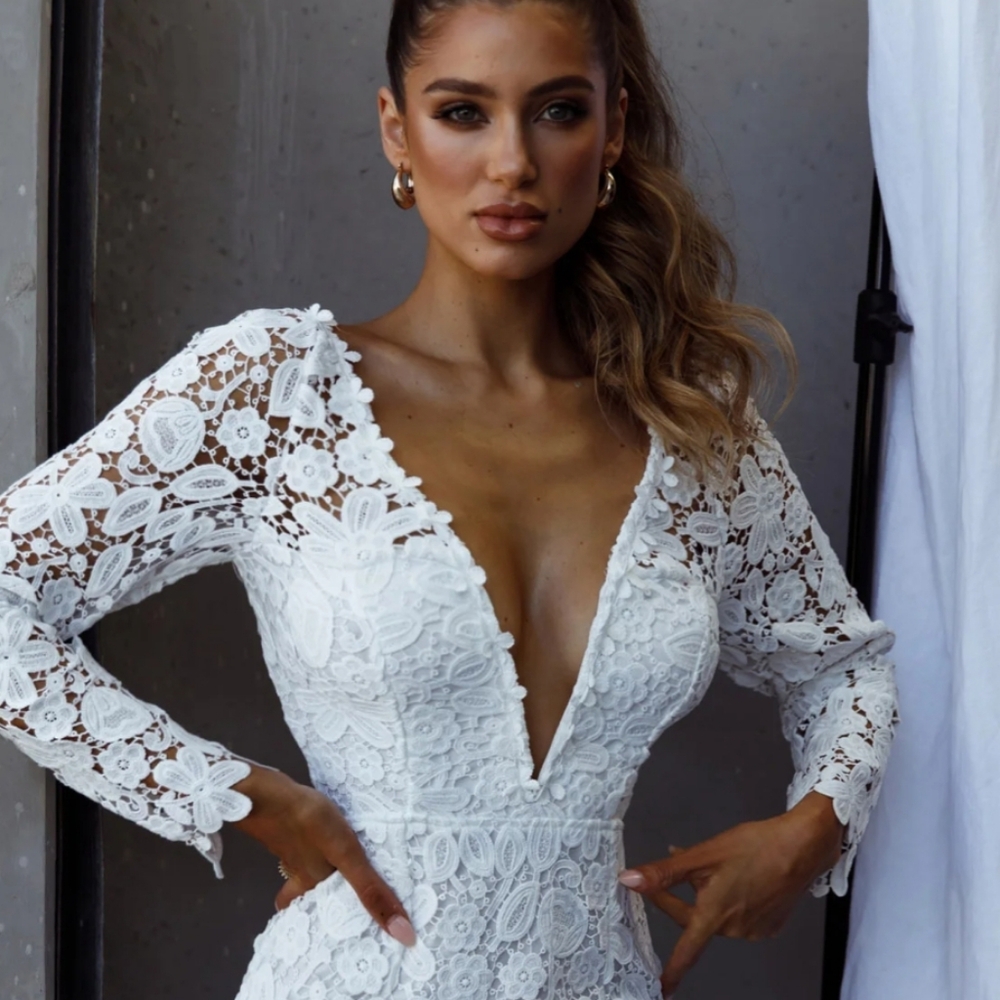 SELFIE LESLIE FIRST DANCE LACE MINI DRESS WHITE - Picture 4 of 16